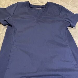 Women’s used scrub top med